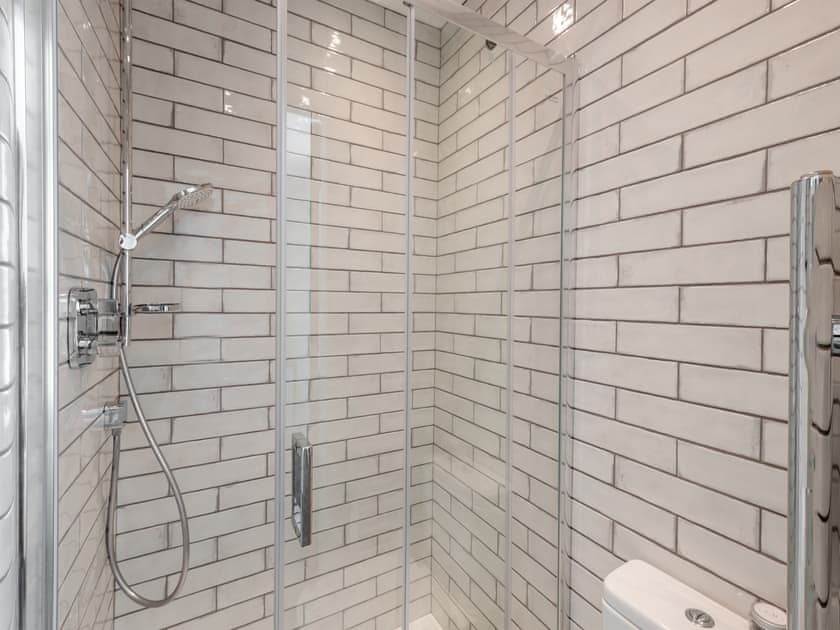 En-suite | The Green, Acomb, near York