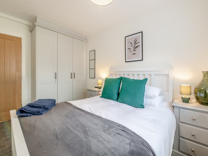 Double bedroom | The Green, Acomb, near York