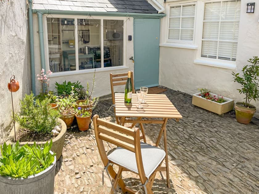 Courtyard area | Cobble Cottage, Instow