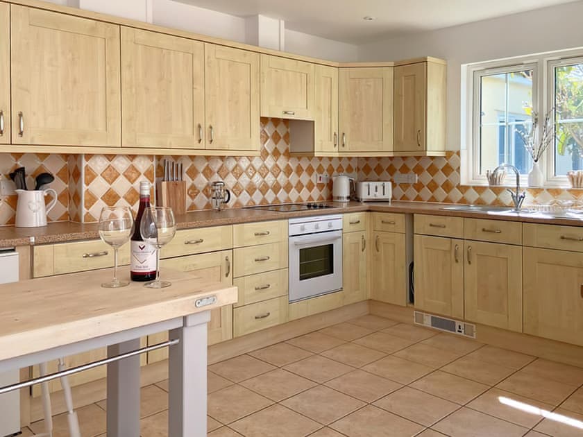 Kitchen | Headland Place, Aberporth