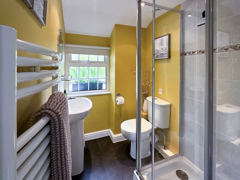 En-suite | Granton Lodge, Bowness-on-Windermere, near Windermere
