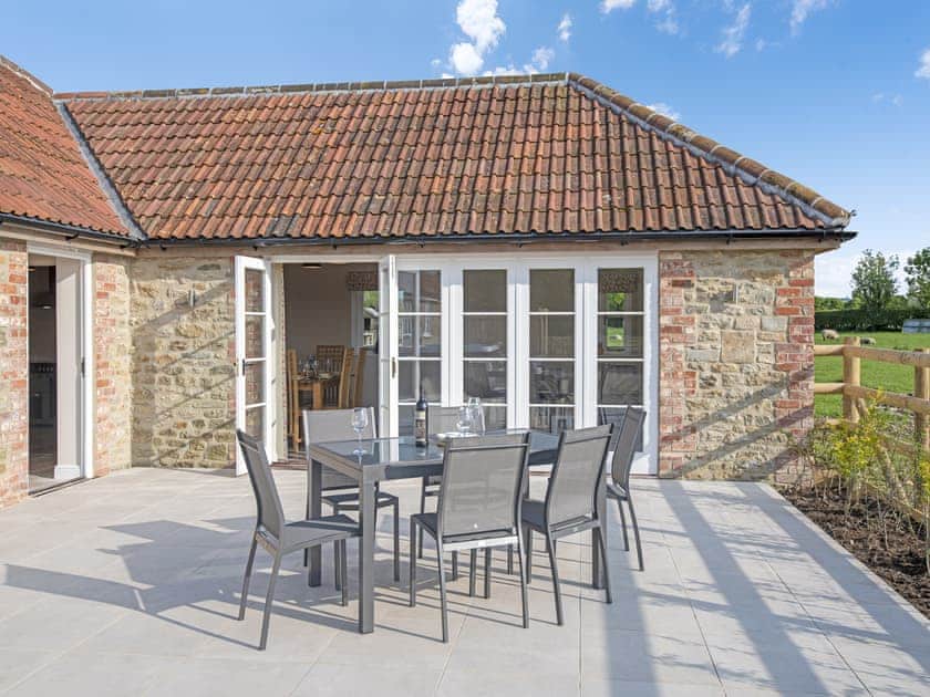 Sitting-out-area | Barnyard, Chetnole, near Sherborne