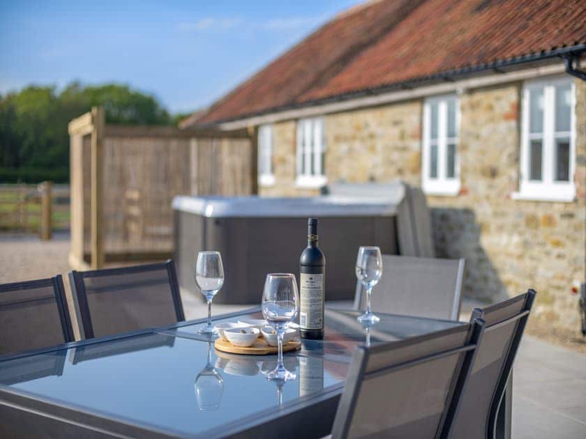 Sitting-out-area | Barnyard, Chetnole, near Sherborne