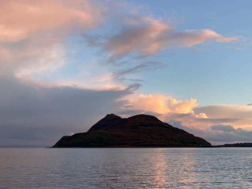 View | Dhunan, Dundhu, Dunfion - Raven’s Gully, Corriegills