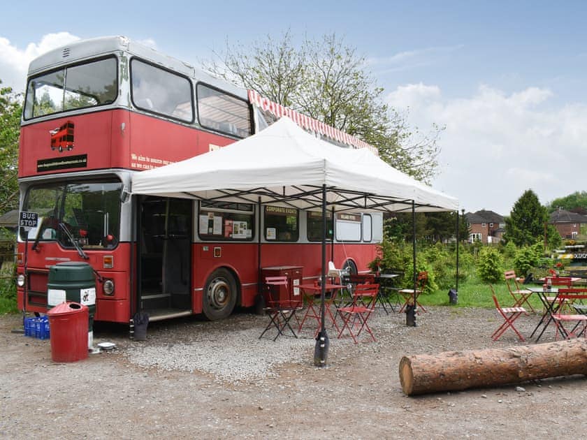On-site amenities | Spruce Shepherd’s Hut, Wilmslow
