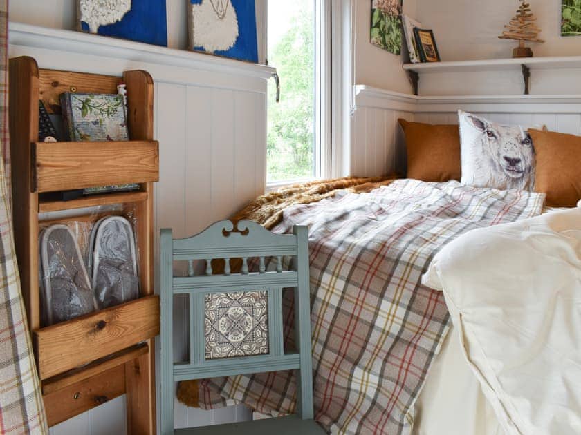 Interior | Spruce Shepherd’s Hut, Wilmslow
