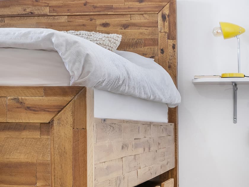 The 30cm thick premiere mattresses will ensure a lovely sleep after a day of sightseeing. | Old Quay, Newlyn