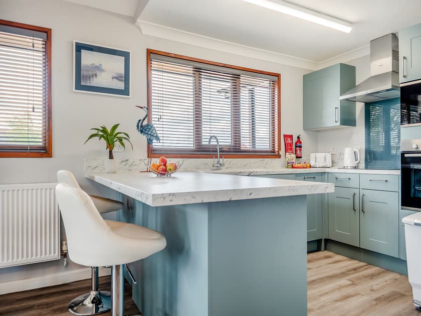 Kitchen area | River Rest - Norfolk Holiday Lodges, Brundall