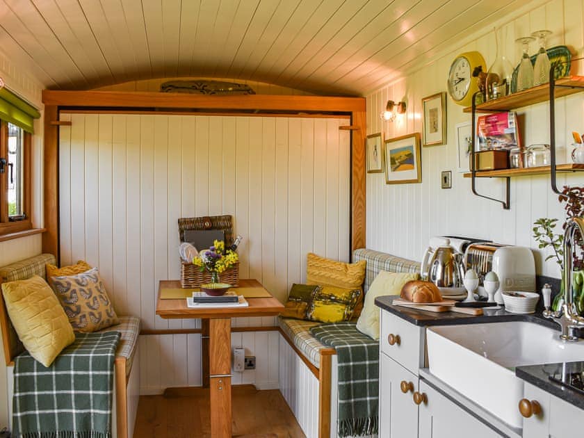 Open plan living space | Erw Newydd - Shepherds Hut - Erw Newydd Retreats, Benllech