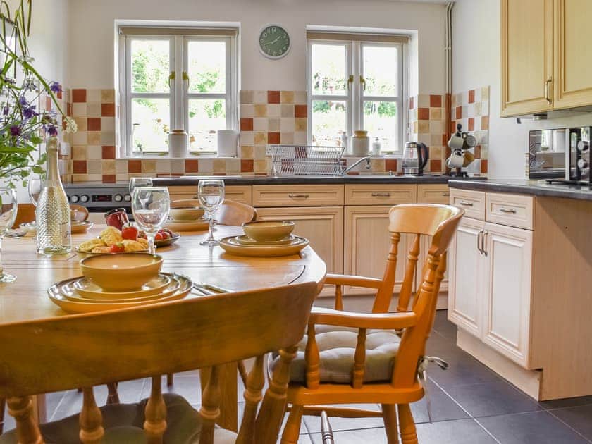 Kitchen/diner | Poplar Farm Cottage, Westbury-sub-Mendip