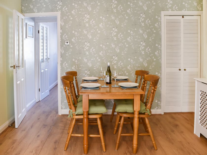 Kitchen/diner | Sandy Paws, Gorleston-on-Sea