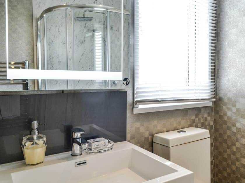 Shower room | Solway Heights 7 - Bonnie Escapes, Southerness