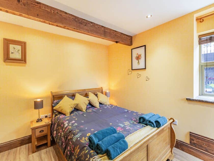 Double bedroom | Salt Pot Cottage, Glusburn, near Skipton