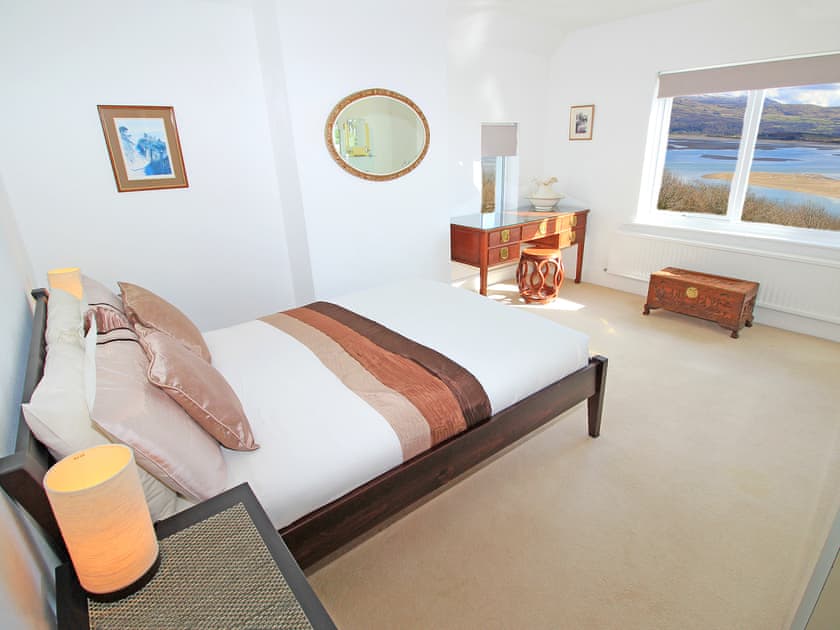 Bedroom 1, Double bedroom  | Sea View House, Borth Y Guest, near Porthmadog