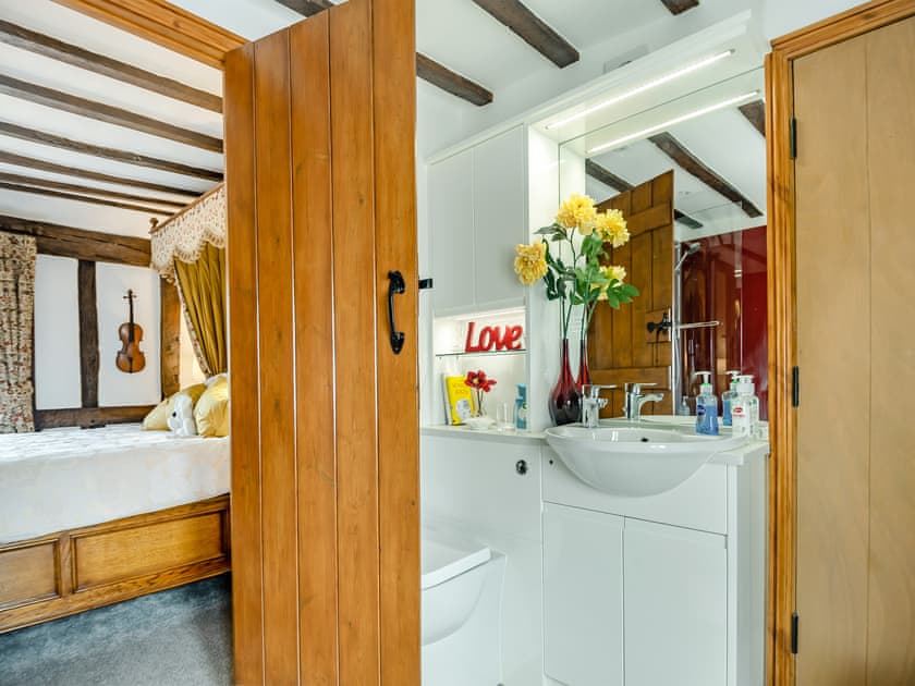 Bathroom | Northgate Bakery Annex, Beccles