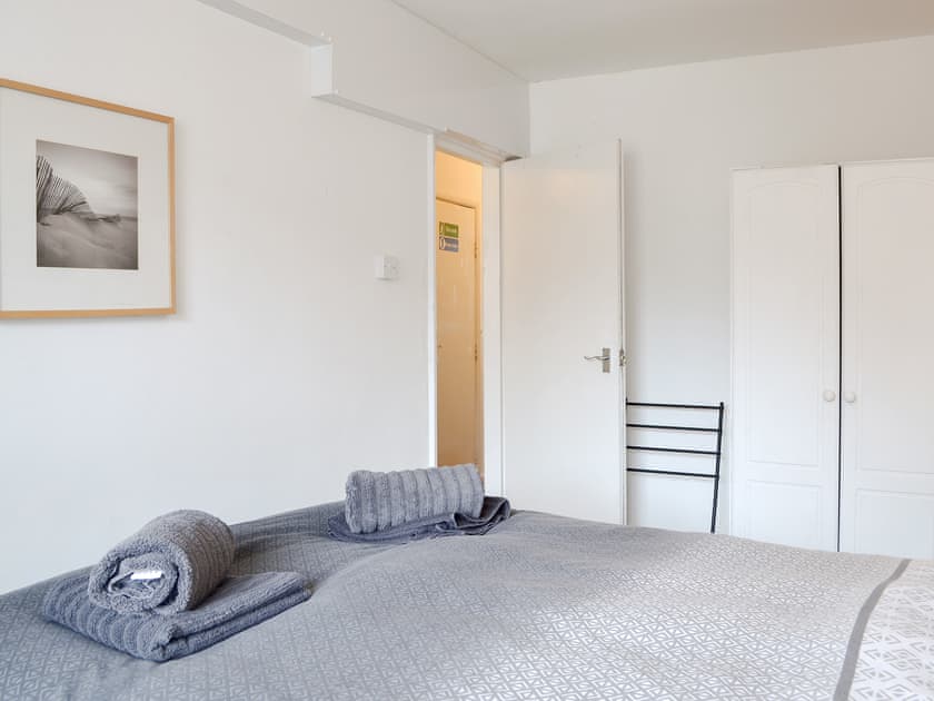Double bedroom | Windsor ApartmentsHarbour View, Bridlington