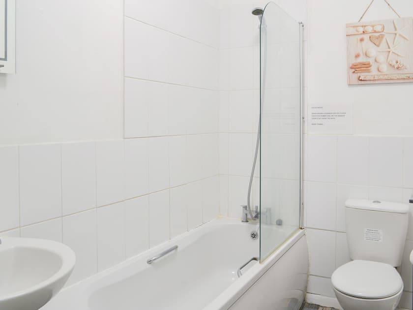 Bathroom | Windsor ApartmentsHarbour View, Bridlington