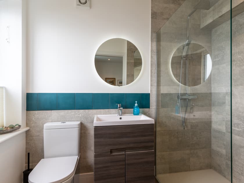 En-suite | Blue Seas, Mousehole, near Penzance