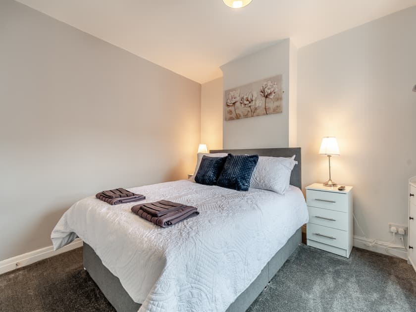 Double bedroom | Bluebell Apartment - Fresh as a Daisy Apartments, Bridlington