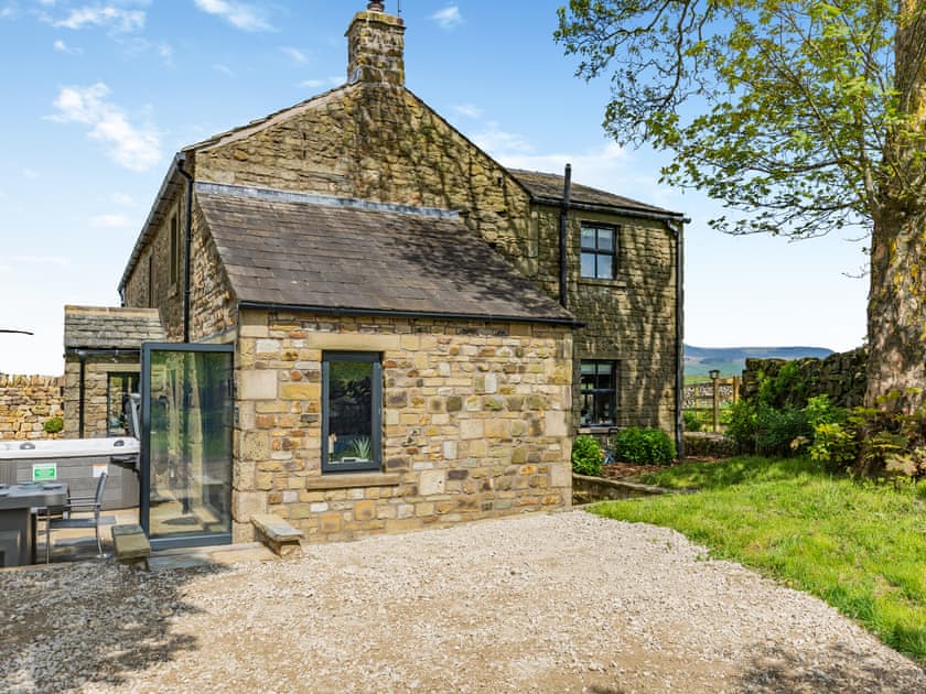 Exterior | Holme House, Eldroth, near Settle