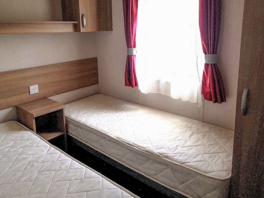 Twin bedroom | Primrose 47, Porthmadog