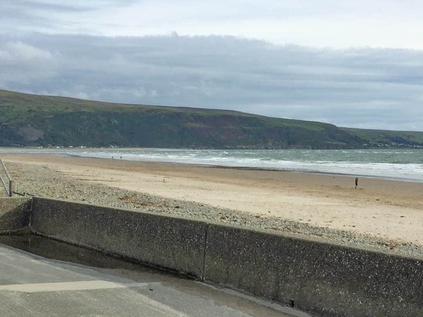 Surrounding area | Hafod, Barmouth
