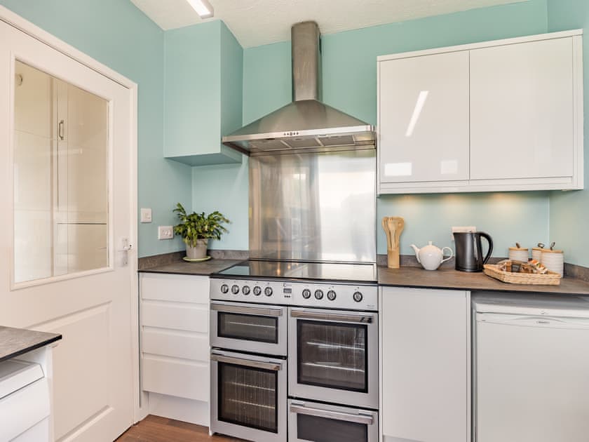 Kitchen | Cyrabel, Lincoln