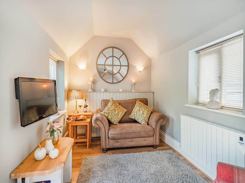 Living area | Pittendrigh Cottage - Craymere Cottages, Briston, near Holt