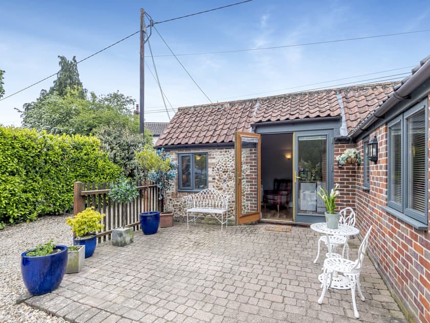 Exterior | Pittendrigh Cottage - Craymere Cottages, Briston, near Holt