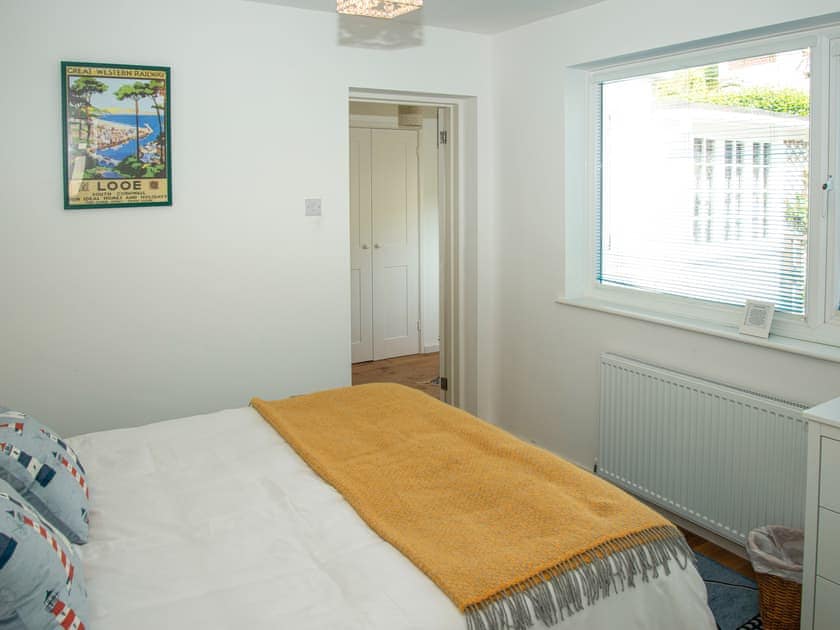 King bedroom  | Lavender Hill House, Downderry