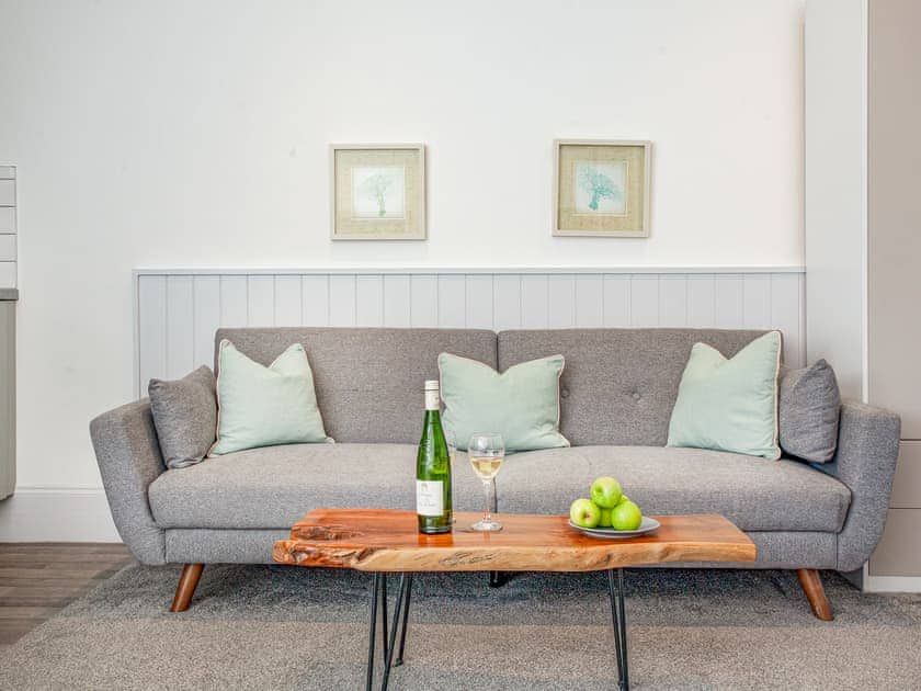 Open plan living space | Seahorse Shore - Sunnybeach Holiday Apartments, Paignton