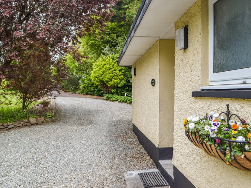 Exterior | Mutton Hill Cottage, Pembroke