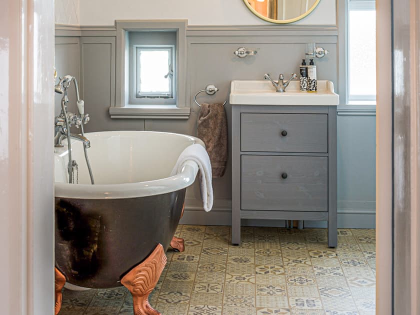 Bathroom | The Stables, Crimplesham, near King’s Lynn