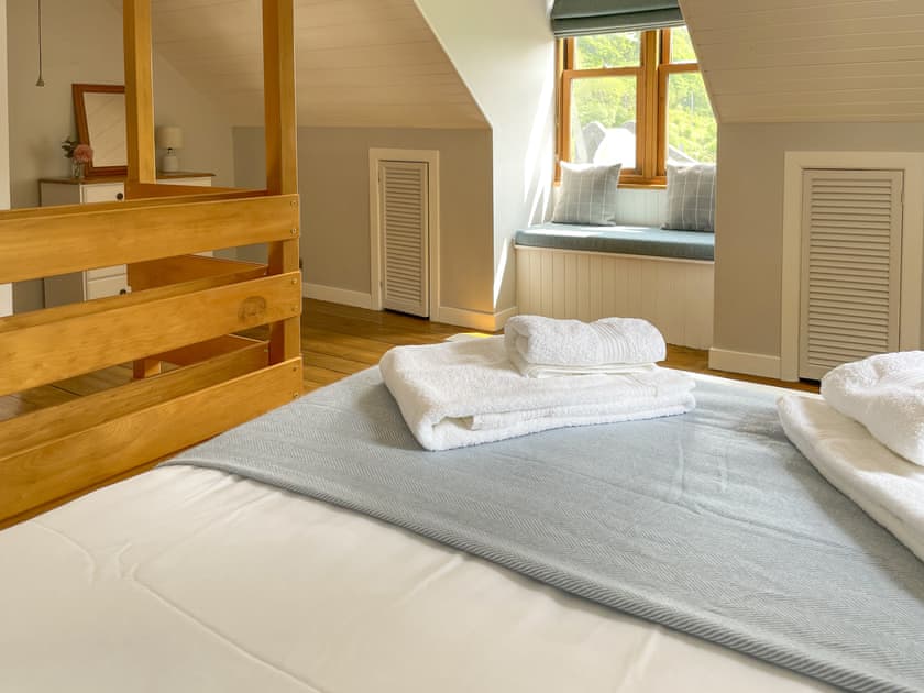Double bedroom | Innish Beag - Innish Holidays, Clachan Seil