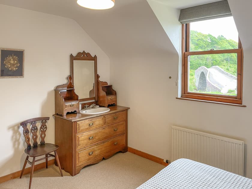 Double bedroom | Innish - Innish Holidays, Clachan Seil
