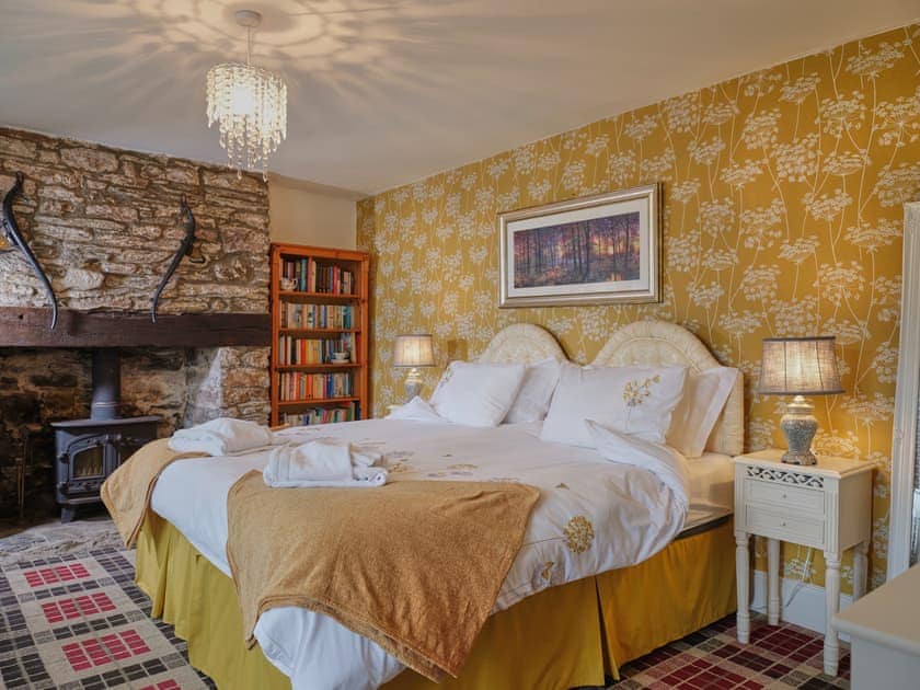 Double bedroom | West Anstey Farmhouse - The Retreat, West Anstey