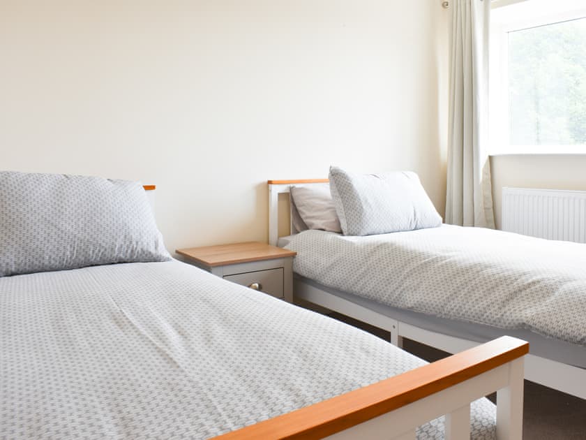 Twin bedroom | The Graph’s Gaff, Aycliffe Village