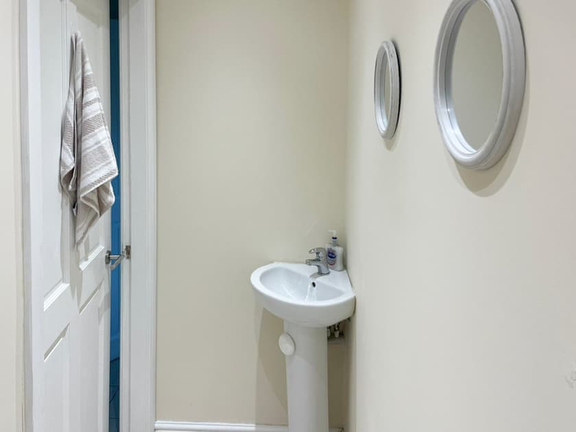 Bathroom | The Graph’s Gaff, Aycliffe Village