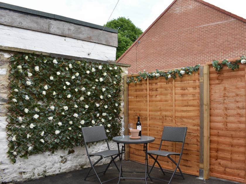 Sitting-out-area | The Graph’s Gaff, Aycliffe Village