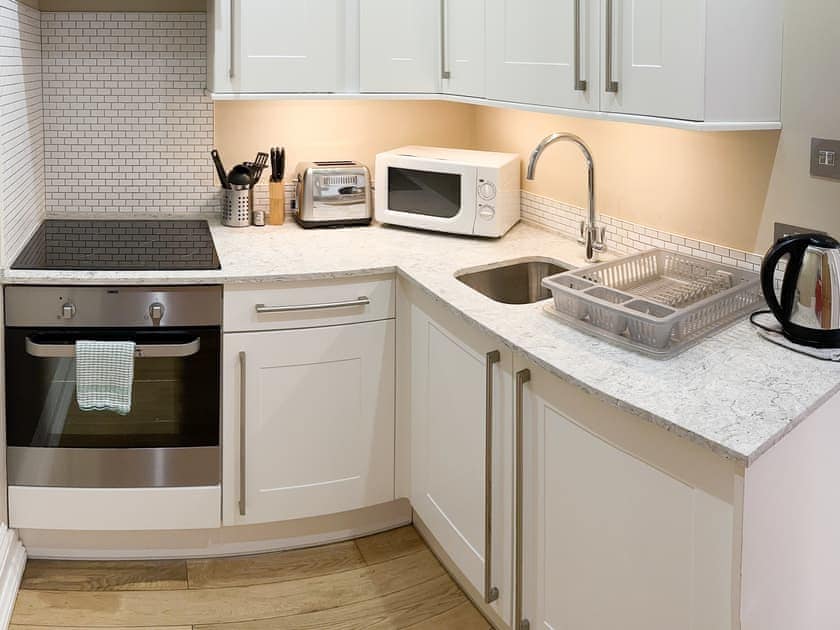 Kitchen | Apartment 1 - Alum Chine, Westbourne, near Bournemouth