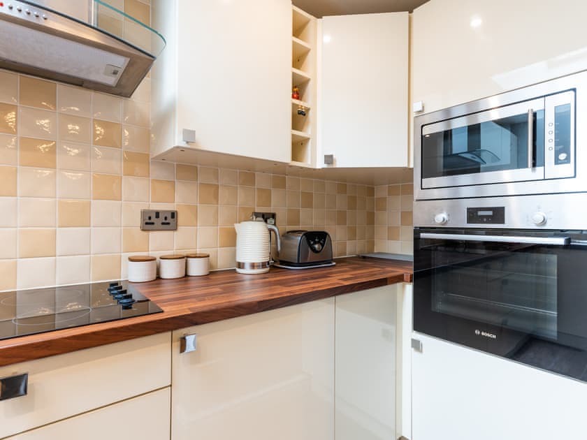Kitchen area | Bwthyn Clyd, Dyffryn Ardudwy, near Barmouth