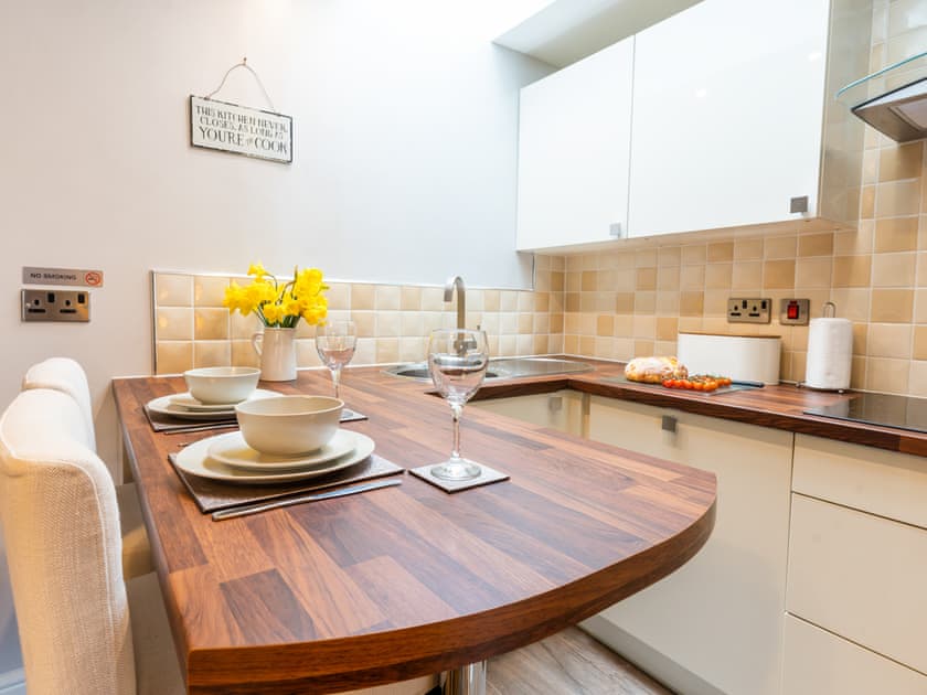 Kitchen area | Bwthyn Clyd, Dyffryn Ardudwy, near Barmouth