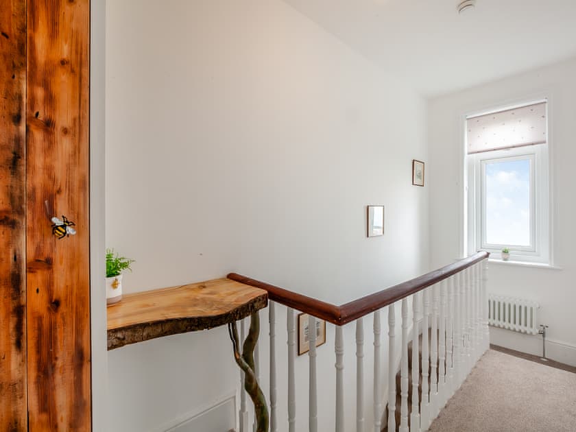 Landing | Happy House, Brighton