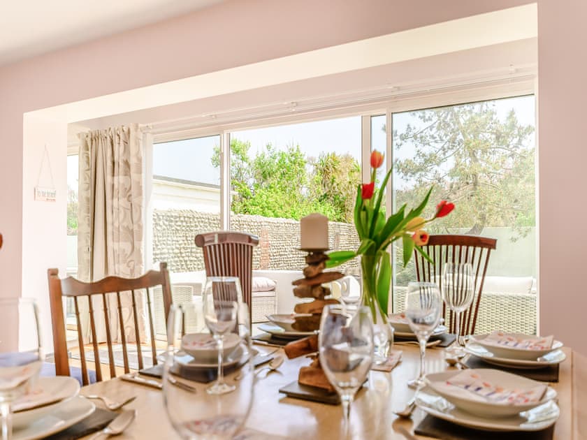 Dining room | Three Decks, Elmer