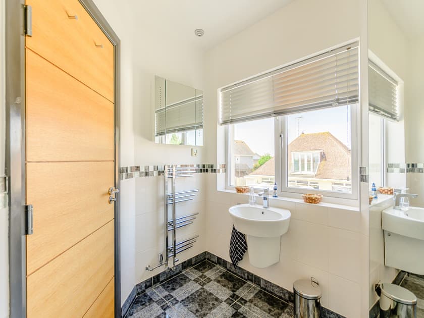 Bathroom | Three Decks, Elmer