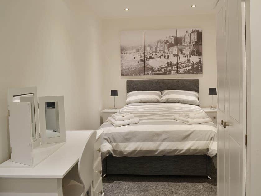 Double bedroom | Sea Blue Cottage, Scarborough