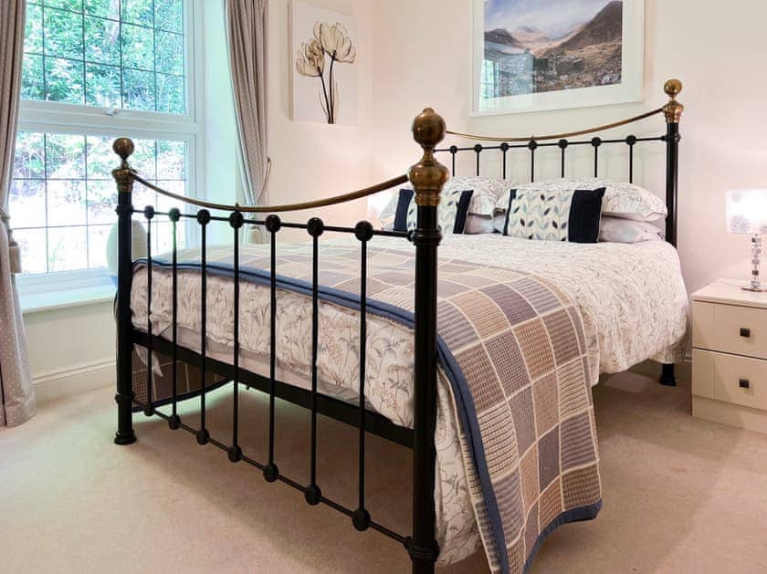 Double bedroom | 6 Ladstock Hall - Ladstock Hall, Thornthwaite