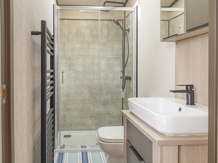 Shower room | Ben Vorlich Lodge, St Fillans