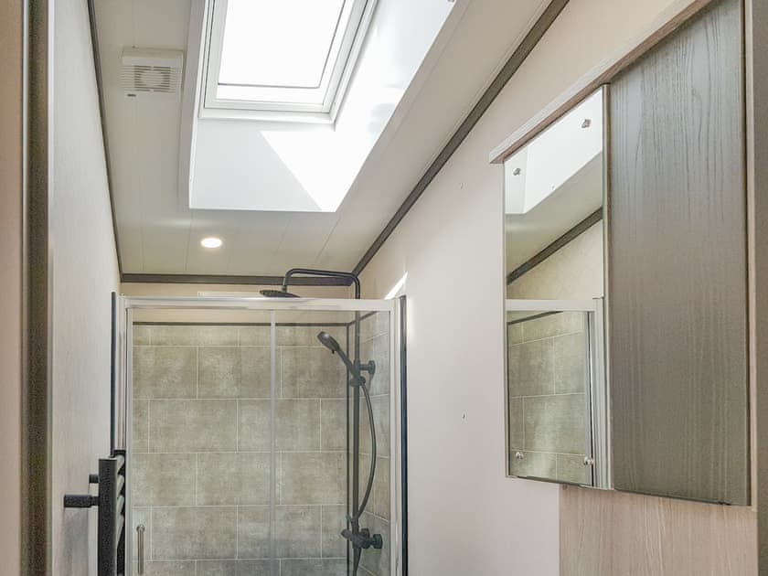Shower room | Ben Vorlich Lodge, St Fillans