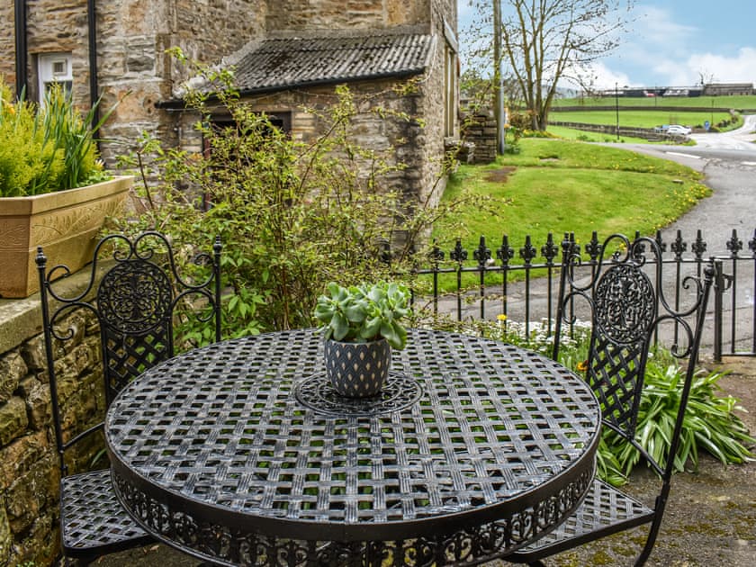 Sitting-out-area | East Stonelea, Aysgarth, near Leyburn